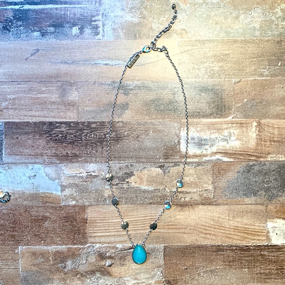 3/$30| 🌸 WHBM Jade Teardrop Pendant Necklace - Picture 5 of 6